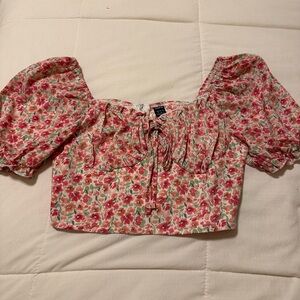 SHEIN Floral Puff Sleeve Top